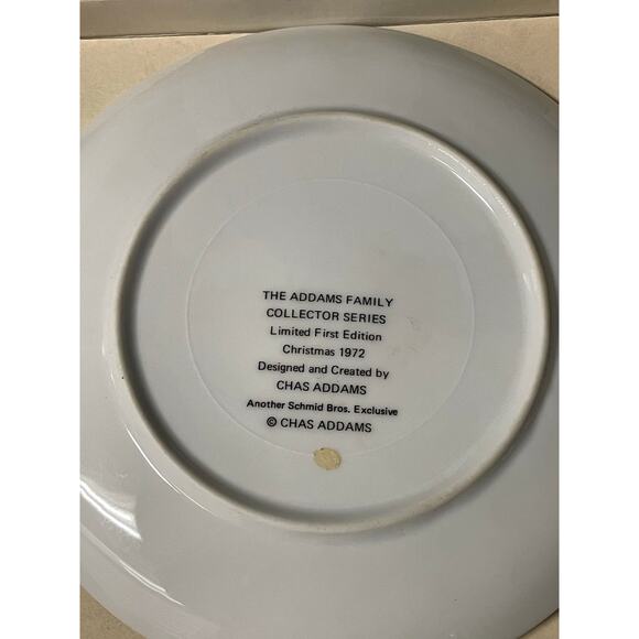 Charles Addams 1972 Christmas Plate Limited 1st Edition Collector’s Item - Picture 3 of 4